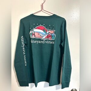 NWT Vineyard Vines Women’s Mrs. Claus Christmas Long Sleeve Tee